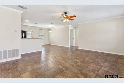 21375 Carole Street, Chandler, TX 75758 - Photo 4