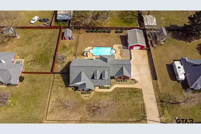 10624 Russell Dr, Chandler, TX 75758 - Photo 2