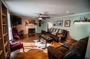 607 Quail, Gilmer, TX 75645 - Photo 2