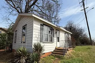 504 W Main St, Whitehouse, TX 75791 - Photo 2
