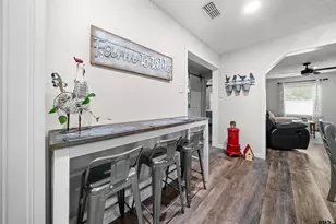 118 W Carolina St, Palestine, TX 75801 - Photo 12