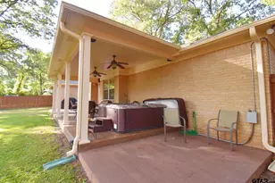 1218 Kingsbury Rd, Tyler, TX 75701 - Photo 18