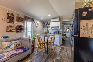 384 Holiday Village Dr, Quitman, TX 75783 - Photo 6