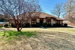 607 Hampton Hill Dr, Tyler, TX 75703 - Photo 2