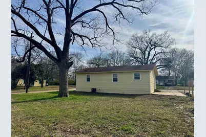 301 Fairview, Pittsburg, TX 75686 - Photo 12