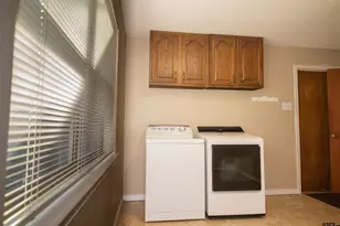 115 Raton Pass, Holly Lake Ranch, TX 75765 - Photo 32