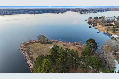 18208 N Lakeview, Troup, TX 75789 - Photo 8