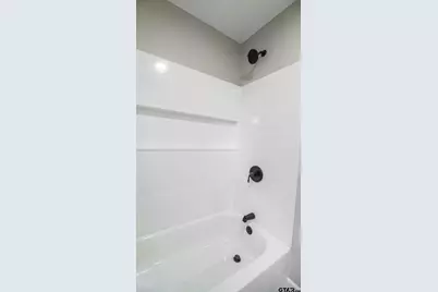 18208 N Lakeview, Troup, TX 75789 - Photo 36