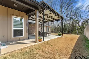 17110 Crossing Cir, Lindale, TX 75771 - Photo 26