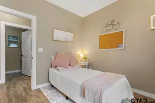 17110 Crossing Cir, Lindale, TX 75771 - Photo 16