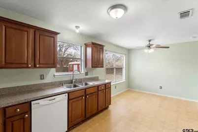 211 Turner St., Mt Vernon, TX 75457 - Photo 10