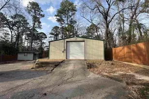 315 Co Rd 3496, Hawkins, TX 75765 - Photo 2