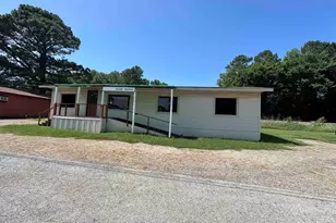 1710 E Rusk, Jacksonville, TX 75766 - Photo 1