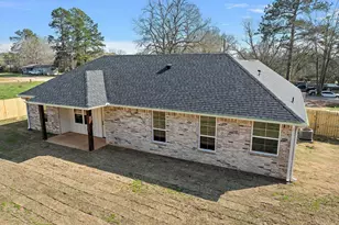 202 Jordan St, Rusk, TX 75785 - Photo 4