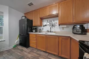 2509 Broadway Blvd, Kilgore, TX 75662 - Photo 14