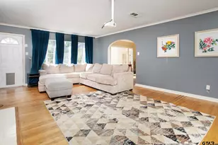 2414 Martin St, Kilgore, TX 75662 - Photo 14