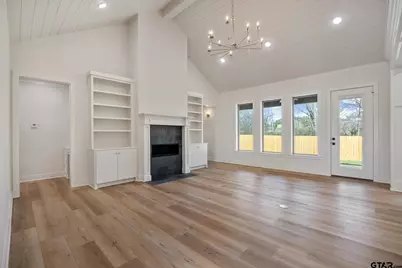 15083 Sweet Springs Dr, Tyler, TX 75703 - Photo 6