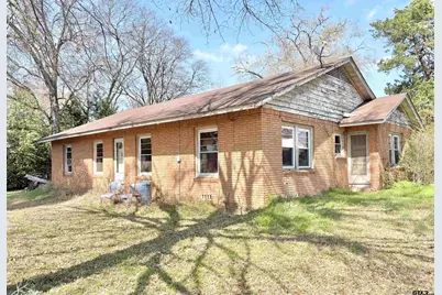 615 Quitman, Pittsburg, TX 75686 - Photo 2