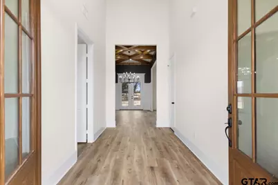 19395 Ridge Point Cir, Lindale, TX 75771 - Photo 8