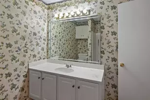 5401 Hollytree Dr, Tyler, TX 75703 - Photo 18