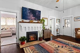 217 N Montgomery St, Gilmer, TX 75644 - Photo 8