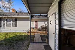 217 N Montgomery St, Gilmer, TX 75644 - Photo 36