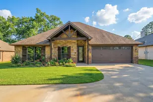 2114 W Hawkins Pkwy, Longview, TX 75605 - Photo 2