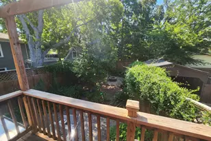 608 W 3rd Apt B, Tyler, TX 75701 - Photo 10