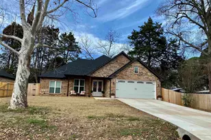 702 Davis Ave, Quitman, TX 75783 - Photo 1