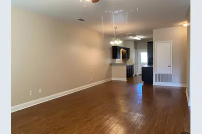 319/321 Princess Place, Tyler, TX 75704 - Photo 2