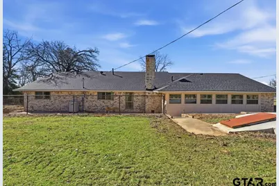 810 W Pine St, Winnsboro, TX 75494 - Photo 8