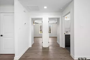 451 W Harmony St, Tyler, TX 75702 - Photo 18