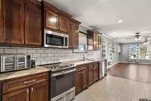 605 Dallas St, Winona, TX 75792 - Photo 4