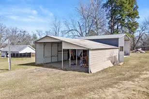 605 Dallas St, Winona, TX 75792 - Photo 20
