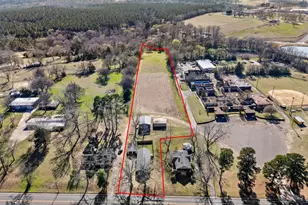 605 Dallas St, Winona, TX 75792 - Photo 1