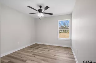 427 W Harmony St, Tyler, TX 75702 - Photo 18