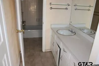 613 Beth, Tyler, TX 75703 - Photo 30