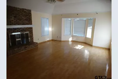 613 Beth, Tyler, TX 75703 - Photo 6