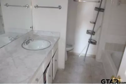 613 Beth, Tyler, TX 75703 - Photo 18