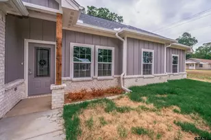 411 N Fuller Ave, Tyler, TX 75702 - Photo 2