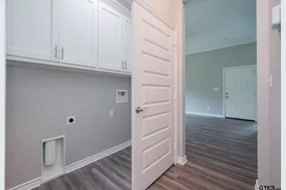 411 N Fuller Ave, Tyler, TX 75702 - Photo 22