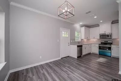 411 N Fuller Ave, Tyler, TX 75702 - Photo 6