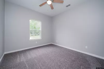 411 N Fuller Ave, Tyler, TX 75702 - Photo 14