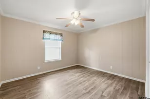 1302 Jeff Davis Dr, Tyler, TX 75703 - Photo 16