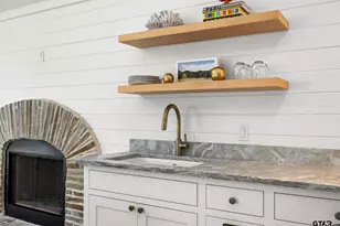 303 Palo Duro St, Scroggins, TX 75480 - Photo 10