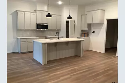 7883 Greenhill Drive, Tyler, TX 75703 - Photo 2