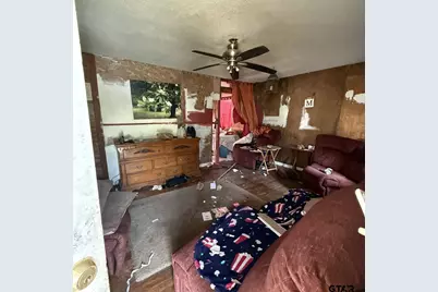 1108 W Noble Street, Troup, TX 75789 - Photo 4