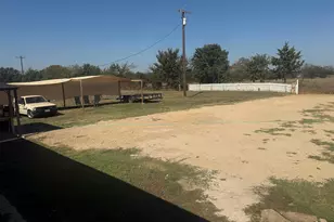 865 Co Rd 3534, Saltillo, TX 75478 - Photo 16