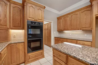 580 Bunker Dr, Tyler, TX 75703 - Photo 16