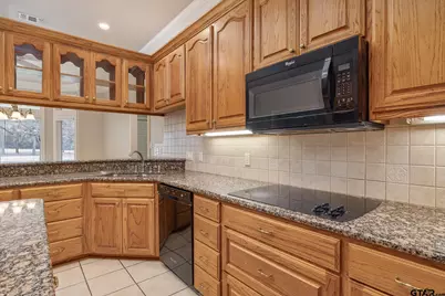 580 Bunker Dr, Tyler, TX 75703 - Photo 14